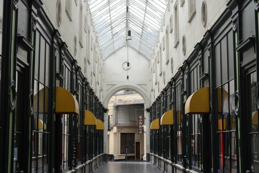 La Pieter Vanderdoncktdoorgang ou Ruelle en verre de Gand
