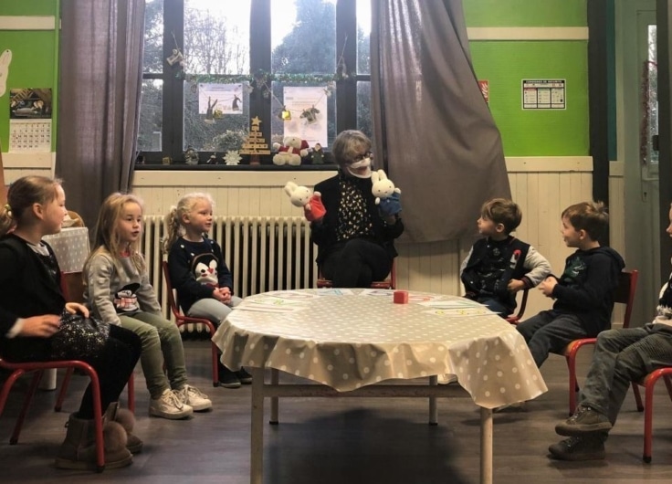 Sita leert Franse kinderen NL met Nijntje
