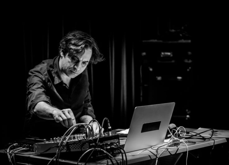 Yannis_Kyriakides_by_Peter_Gannushkin-01-1440x1080